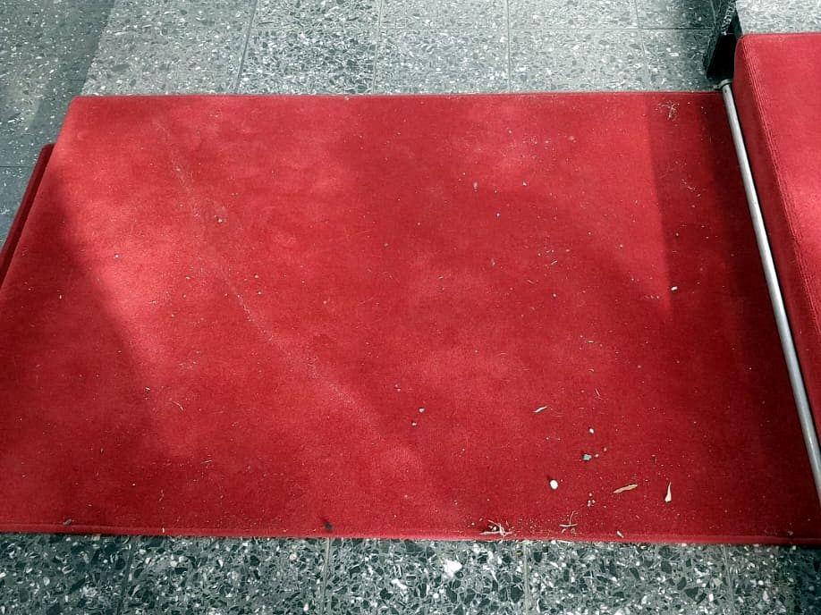 Gereinigter Eingangsbereich mit Sauberlaufmatte